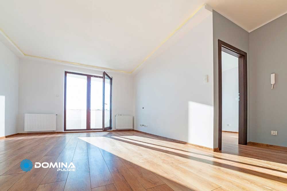 Appartamento pulito dopo la ristrutturazione da Domina Pulizie impresa di pulizie a Milano.